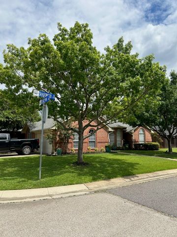 5005 Shadowood Trail, Colleyville, TX 76034