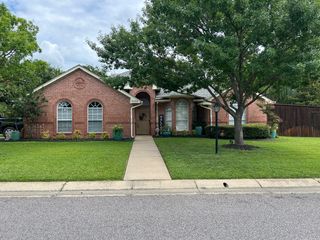 5005 Shadowood Trail, Colleyville, TX 76034
