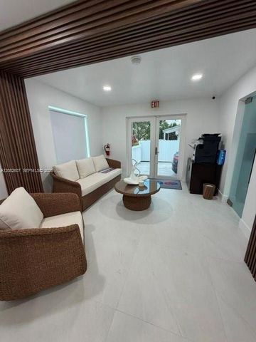 5941 Coral Way, Miami, FL 33155