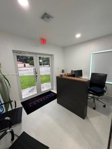 5941 Coral Way, Miami, FL 33155