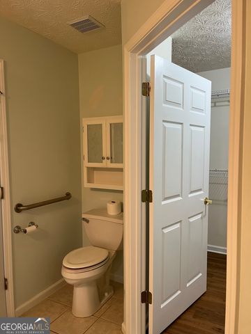 802 Village Place, Loganville, GA 30052