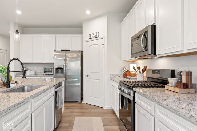 5240 Veranda Drive, Noblesville, IN 46062