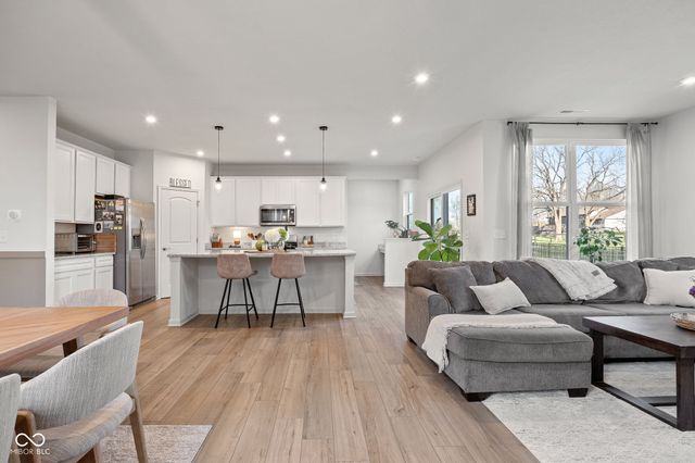 5240 Veranda Drive, Noblesville, IN 46062