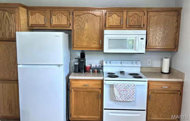 142 Hickory Ridge Drive, St Robert, MO 65584