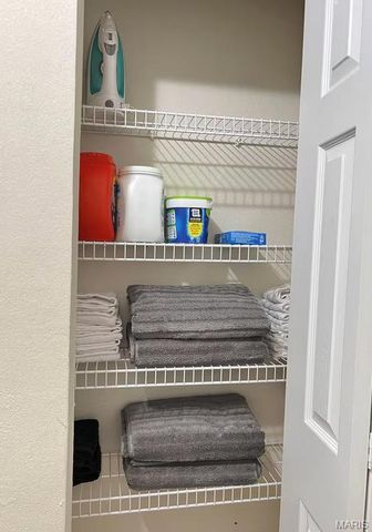 142 Hickory Ridge Drive, St Robert, MO 65584