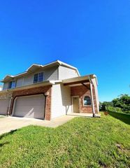 142 Hickory Ridge Drive, St Robert, MO 65584