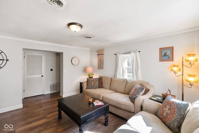 84 E Fruitdale Road, Morgantown, IN 46160