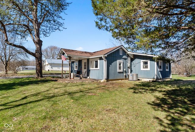 84 E Fruitdale Road, Morgantown, IN 46160