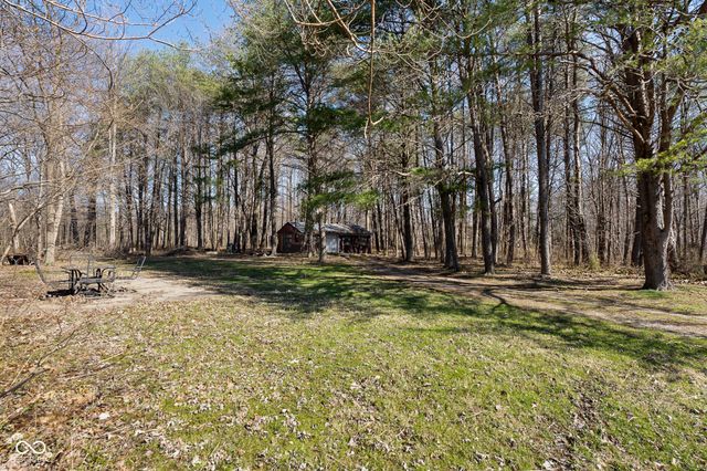 84 E Fruitdale Road, Morgantown, IN 46160