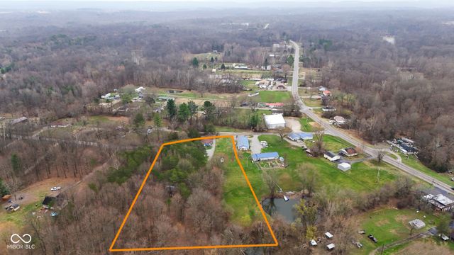 84 E Fruitdale Road, Morgantown, IN 46160