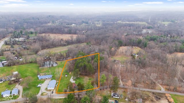 84 E Fruitdale Road, Morgantown, IN 46160