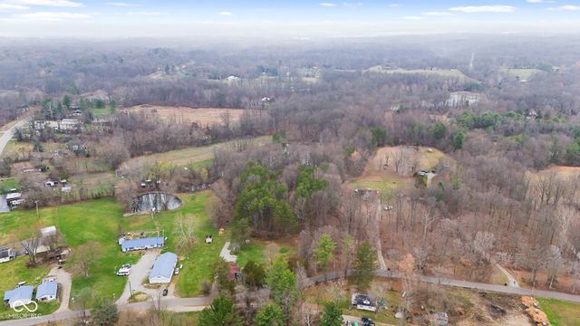 84 E Fruitdale Road, Morgantown, IN 46160