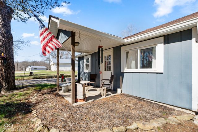 84 E Fruitdale Road, Morgantown, IN 46160