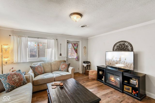 84 E Fruitdale Road, Morgantown, IN 46160