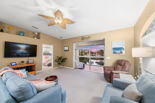 308 GONDOLA PARK DRIVE 308, Venice, FL 34292