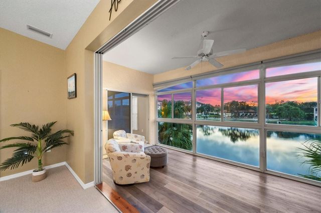 308 GONDOLA PARK DRIVE 308, Venice, FL 34292