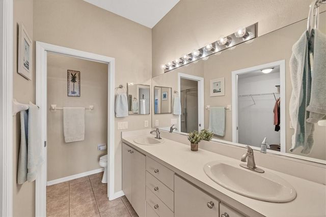 308 GONDOLA PARK DRIVE 308, Venice, FL 34292