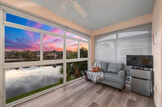 308 GONDOLA PARK DRIVE 308, Venice, FL 34292