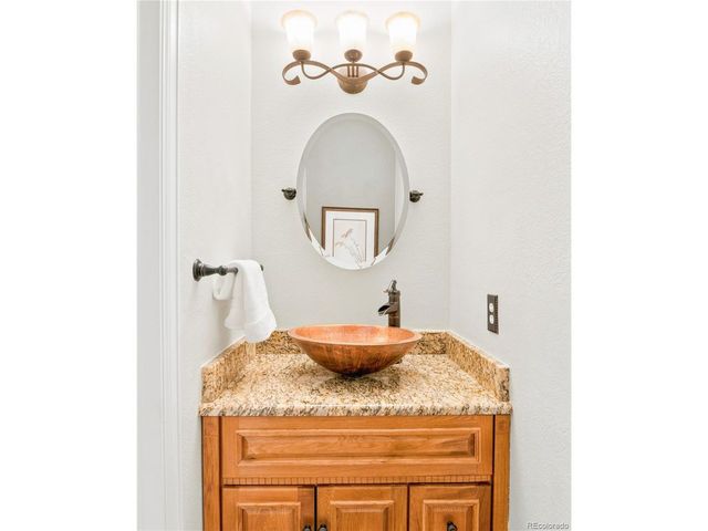 424 Canyon Point Cir, Golden, CO 80403