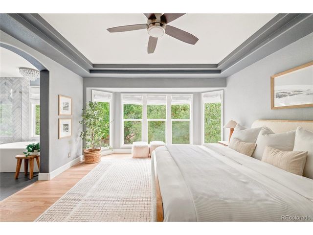 424 Canyon Point Cir, Golden, CO 80403