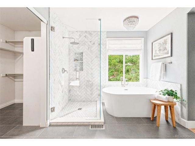 424 Canyon Point Cir, Golden, CO 80403