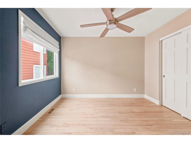 424 Canyon Point Cir, Golden, CO 80403