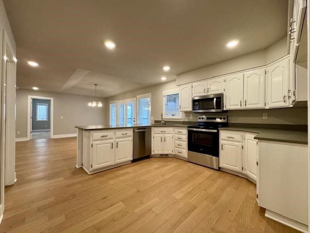 6 Basildon Drive, Bella Vista, AR 72715