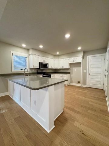 6 Basildon Drive, Bella Vista, AR 72715