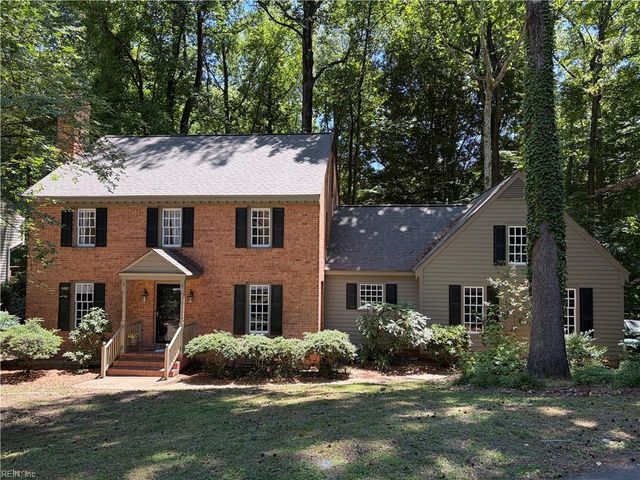 112 Barrett PL, Williamsburg, VA 23185