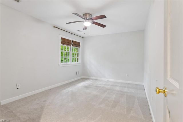 112 Barrett PL, Williamsburg, VA 23185