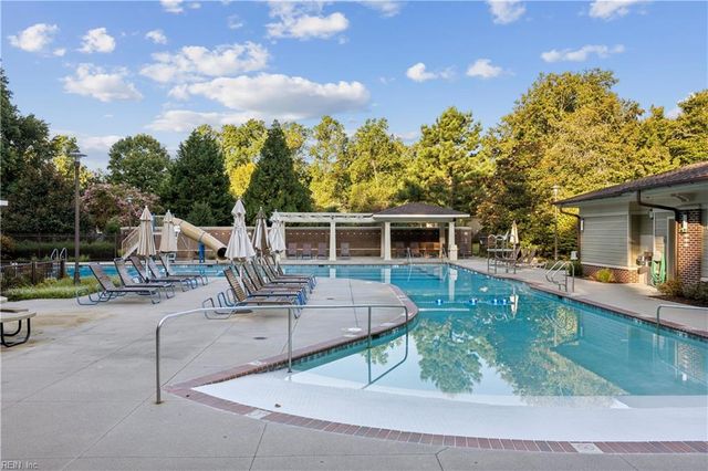 112 Barrett PL, Williamsburg, VA 23185