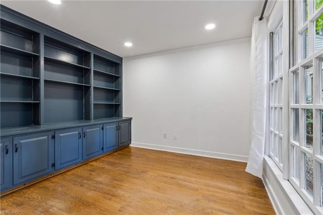 112 Barrett PL, Williamsburg, VA 23185