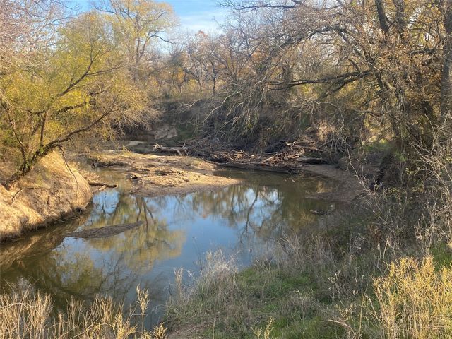 1251 CR 360, Gustine, TX 67455