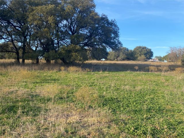 1251 CR 360, Gustine, TX 67455