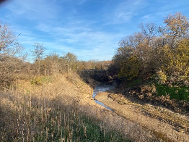 1251 CR 360, Gustine, TX 67455