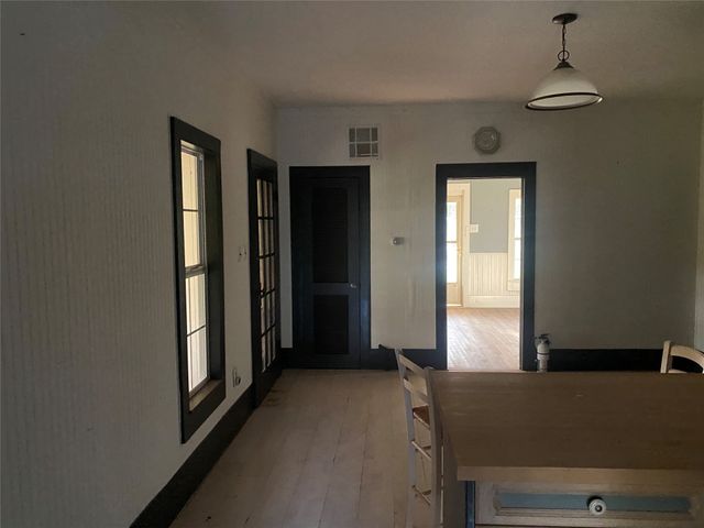 1251 CR 360, Gustine, TX 67455