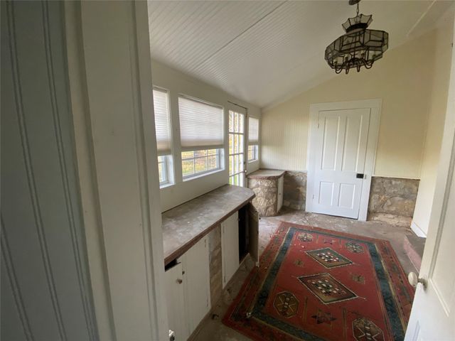 1251 CR 360, Gustine, TX 67455