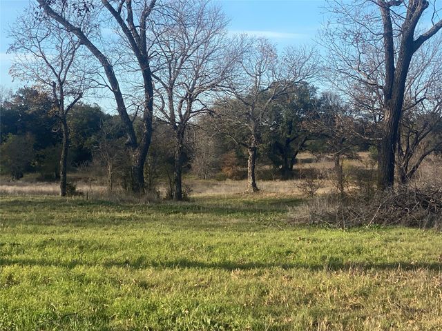 1251 CR 360, Gustine, TX 67455