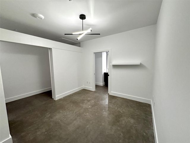 507 Sabine ST 1003, Austin, TX 78701