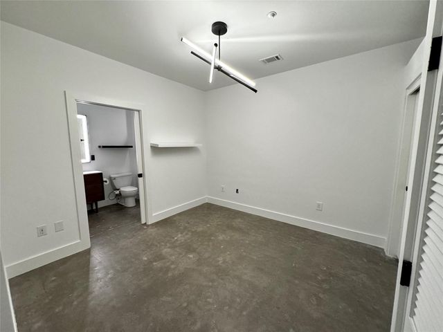 507 Sabine ST 1003, Austin, TX 78701