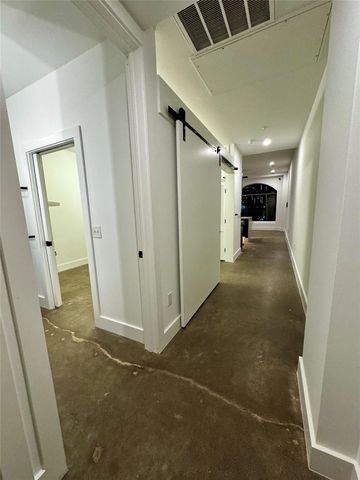 507 Sabine ST 1003, Austin, TX 78701