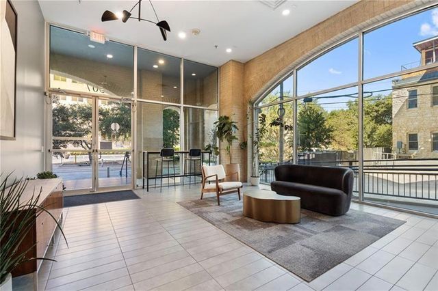 507 Sabine ST 1003, Austin, TX 78701