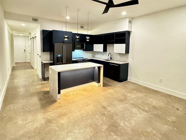 507 Sabine ST 1003, Austin, TX 78701