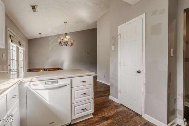 738 Colony Village Way, Knoxville, TN 37923