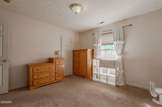 738 Colony Village Way, Knoxville, TN 37923