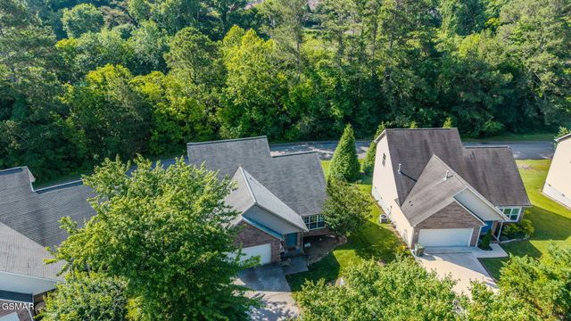 738 Colony Village Way, Knoxville, TN 37923