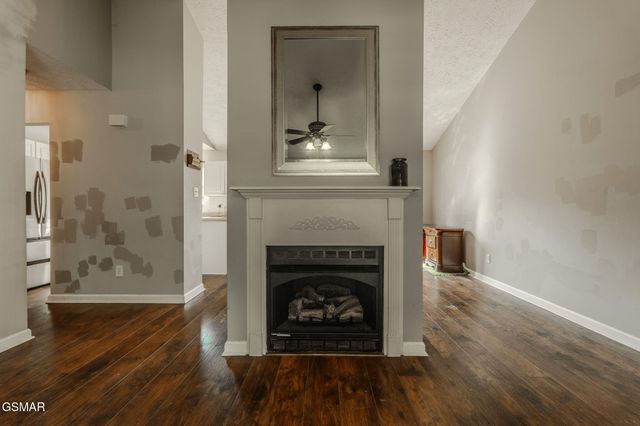 738 Colony Village Way, Knoxville, TN 37923
