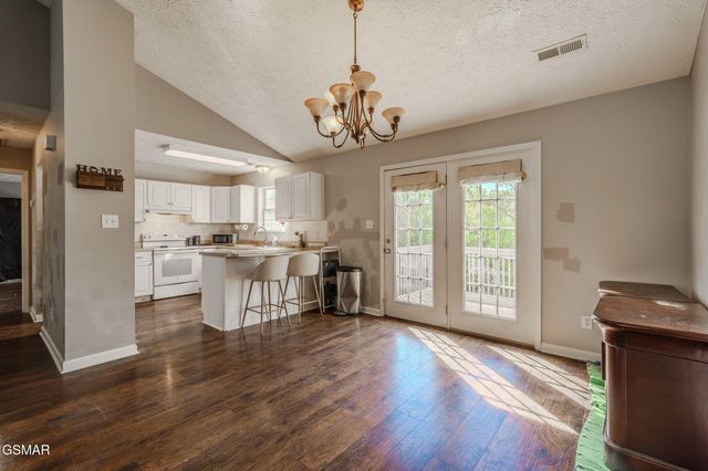 738 Colony Village Way, Knoxville, TN 37923