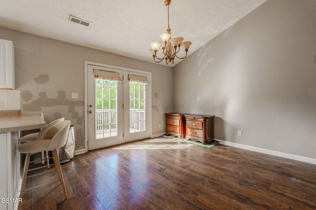 738 Colony Village Way, Knoxville, TN 37923