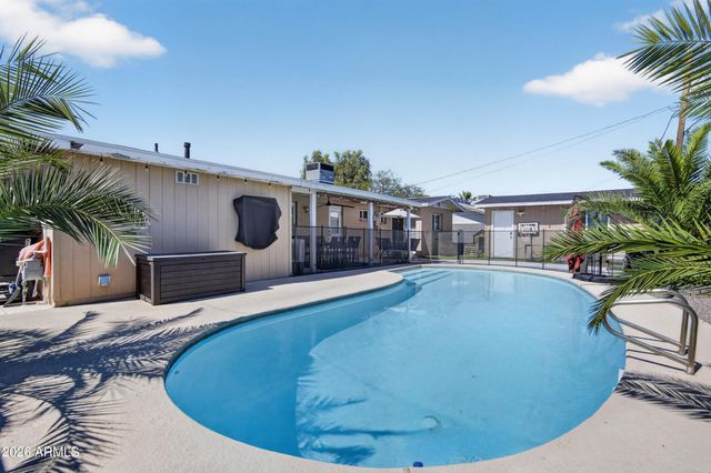 1022 W 13TH Street, Tempe, AZ 85281